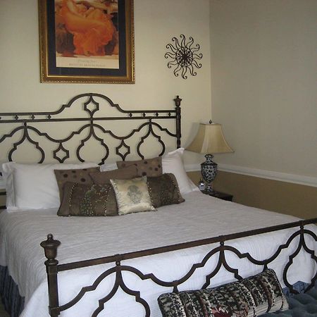 The Firehouse Inn Rutherfordton 객실 사진