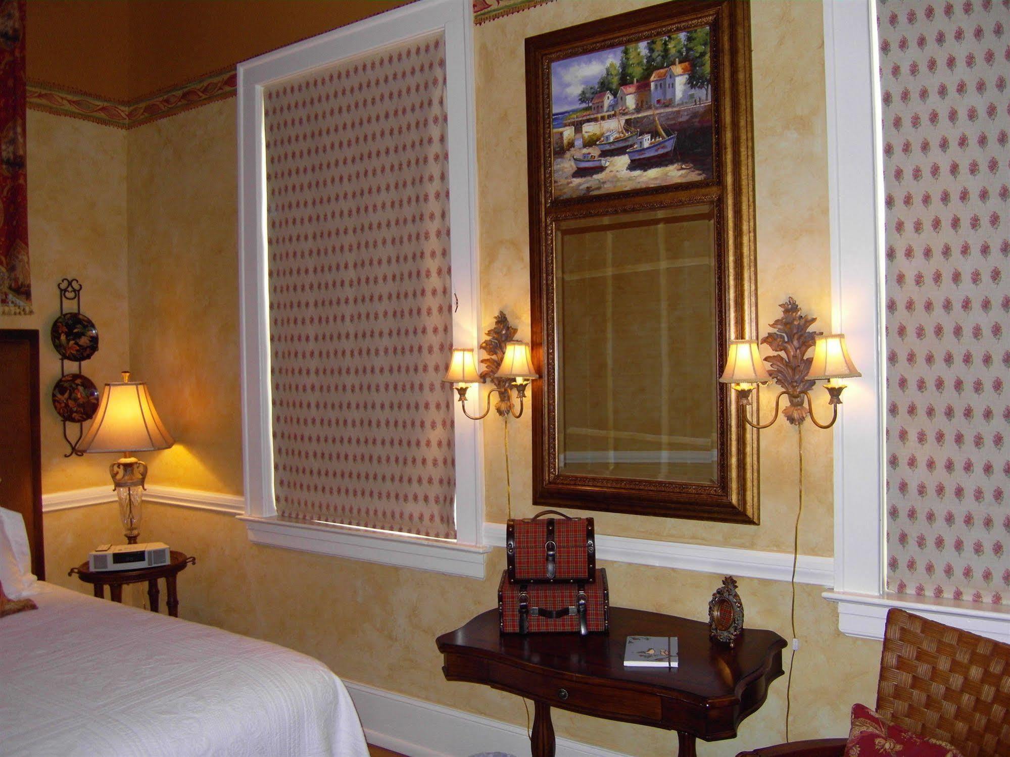 The Firehouse Inn Rutherfordton 외부 사진